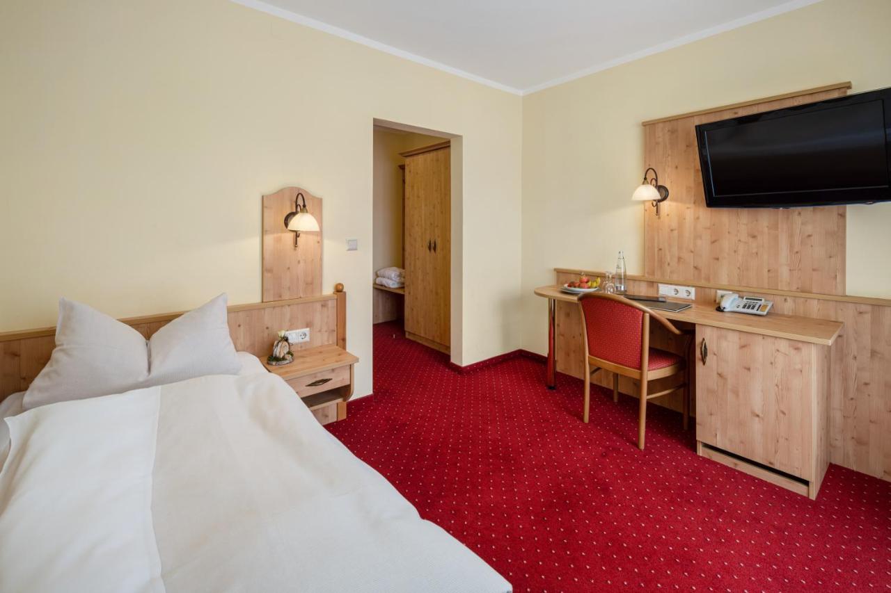 Hotel Zur Post Bad Abbach Quarto foto